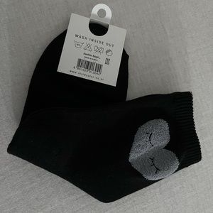 Black heart socks